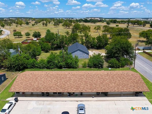 213 E Harrison Avenue , Killeen, TX 76541