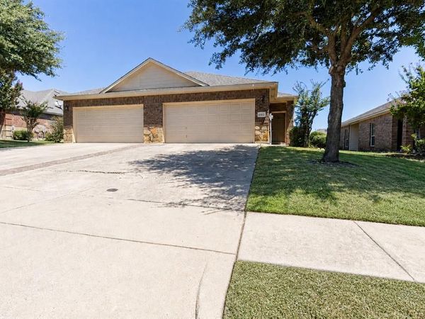 1312 Piedmont Drive, Mansfield, TX 76063