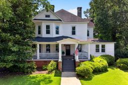 1912 Harper Street photo 4