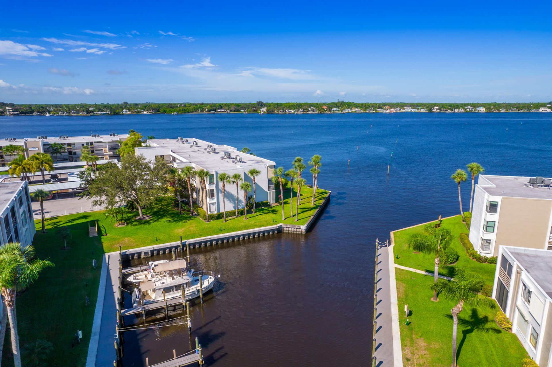 1950 SW Palm City Road, Unit 12-103, Stuart, FL 34994 Photo