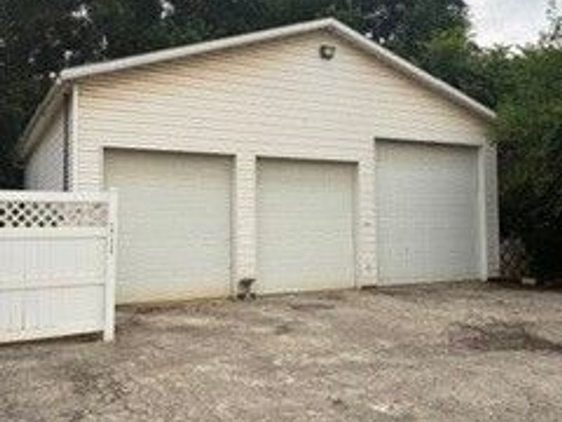 429 Columbia Street, Leetonia, OH 44431 Photo 3