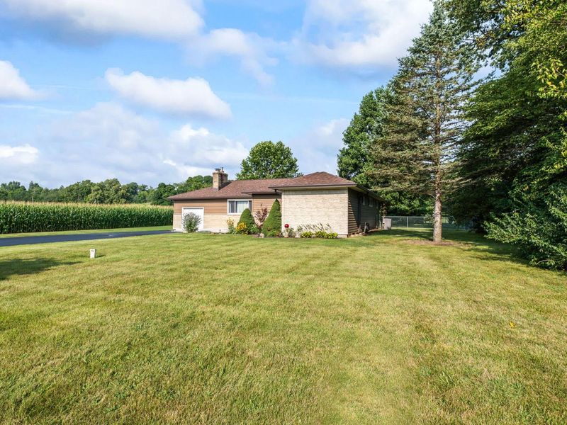 4179 Upper Valley Pike, Springfield, OH 45502 Photo 2