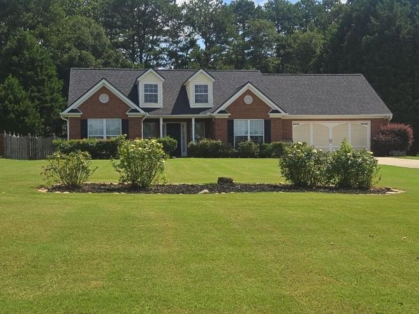 1227 ALEX Drive, Winder, GA 30680