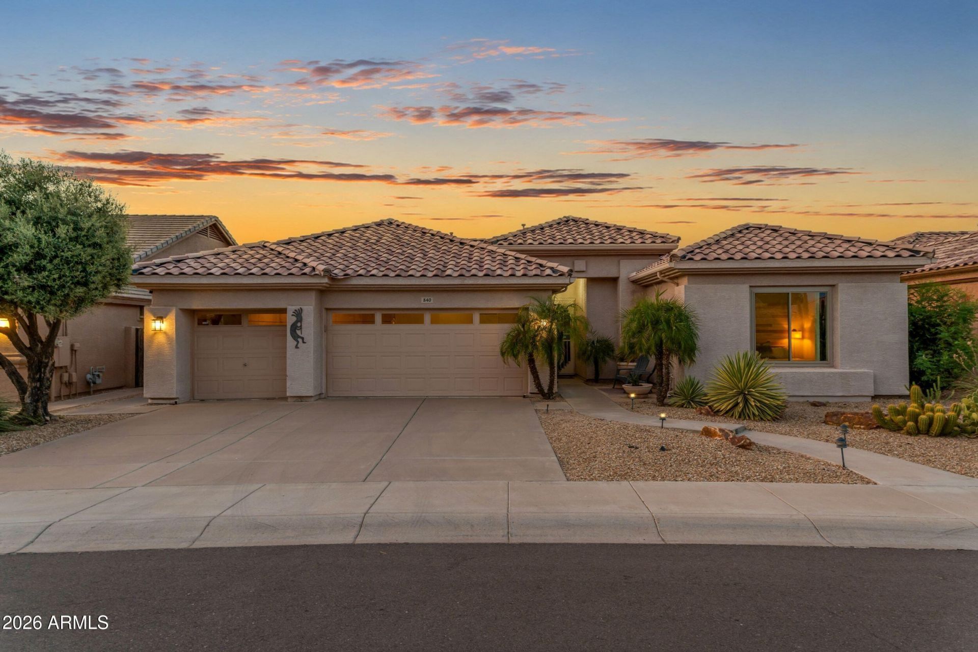 840 W Cherrywood Drive, Chandler, AZ 85248 Main Photo