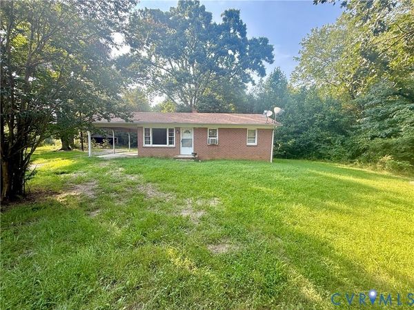 2005 Cumberland Road , Farmville, VA 23901