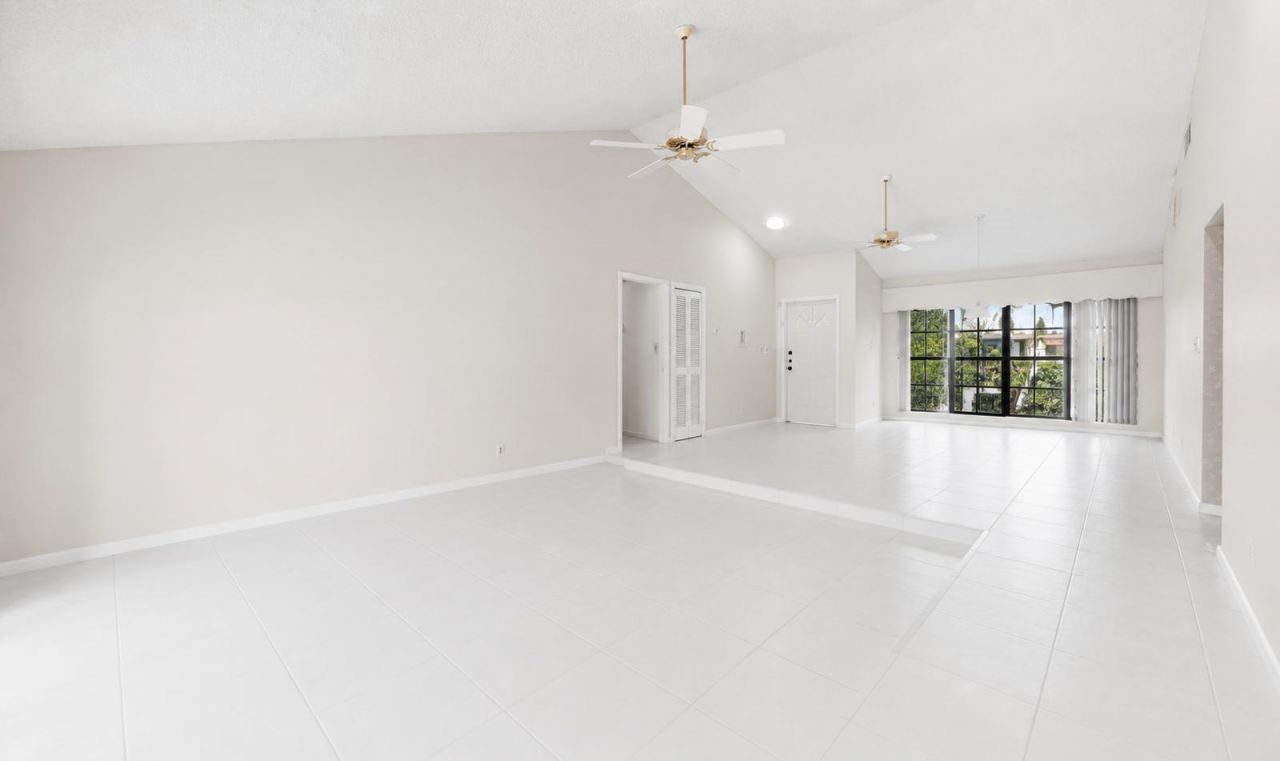 5055 NW 89th Way, Coral Springs, FL 33067 Photo