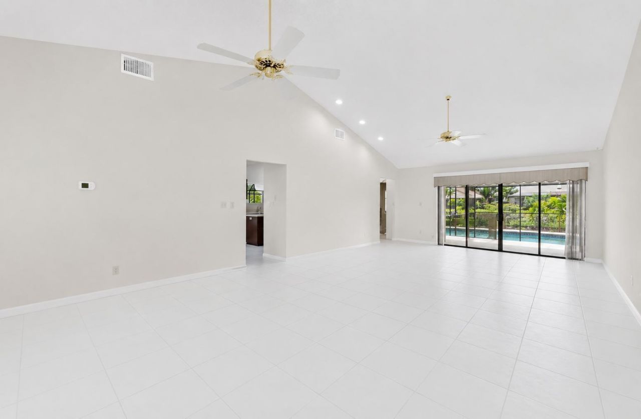 5055 NW 89th Way, Coral Springs, FL 33067 Photo