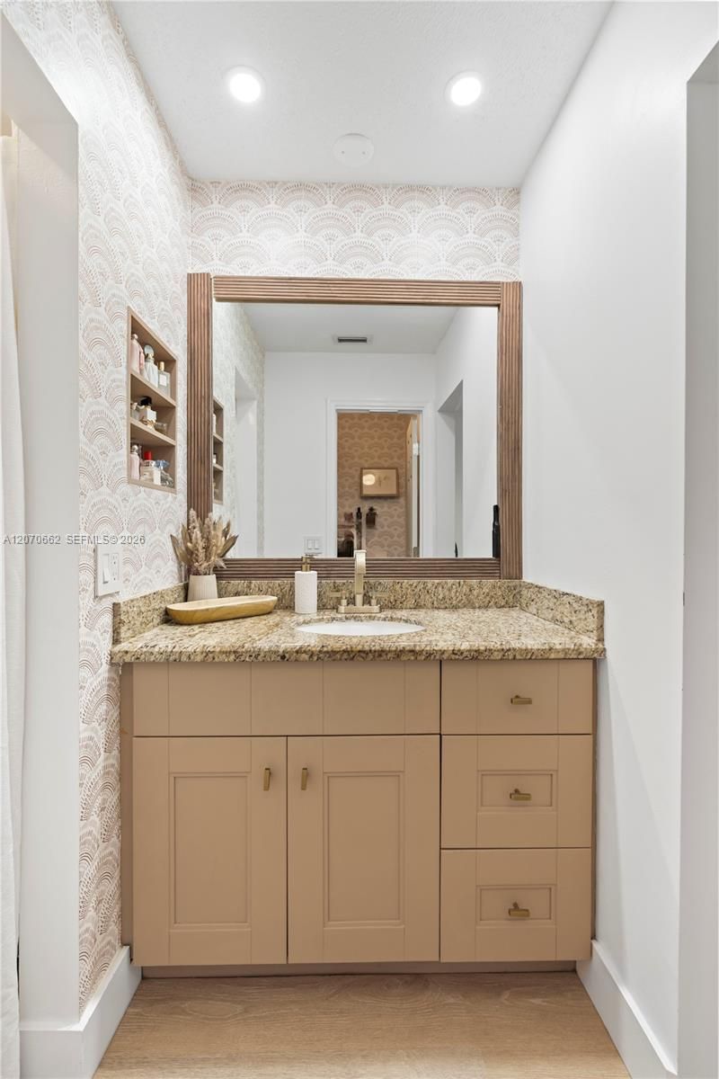 1641 NW 96th Ter, Pembroke Pines, FL 33024 Photo
