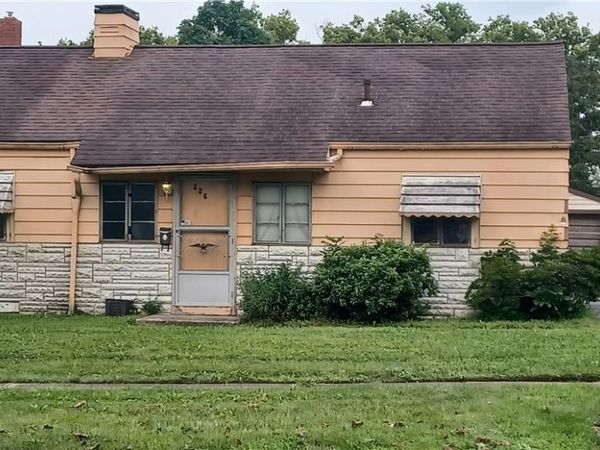 225 Ohio Avenue, McDonald, OH 44437