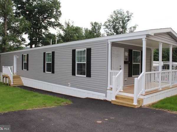176 W WICONISCO AVENUE, TOWER CITY, PA 17980