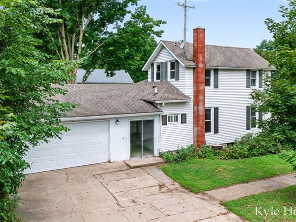 204 W South Street, Hastings, MI 49058