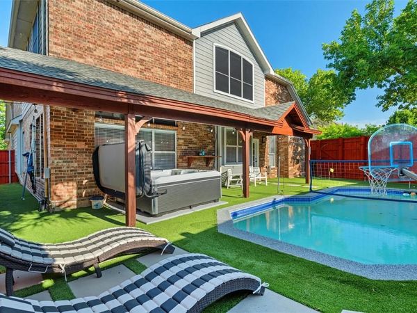 8213 Turnberry Street, Rowlett, TX 75089