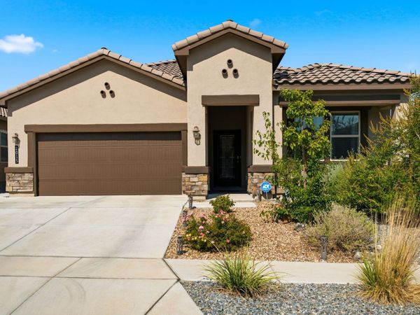 2015 Duke City Street SE, Albuquerque, NM 87123