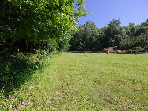 117 Buckner Drive, Roan Mountain, TN 37687