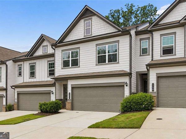 364 Crider Court, Woodstock, GA 30188