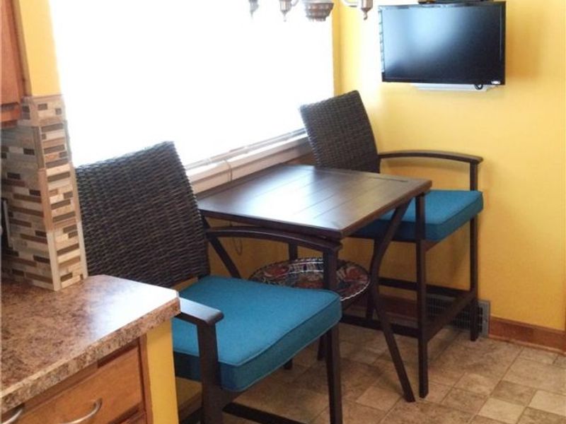 2249 Renwick Drive, Poland, OH 44514 Photo 8