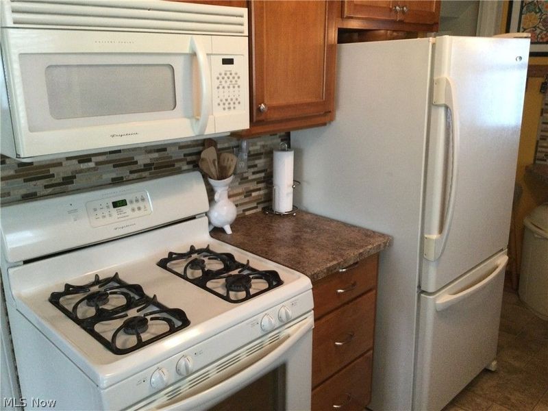 2249 Renwick Drive, Poland, OH 44514 Photo 9