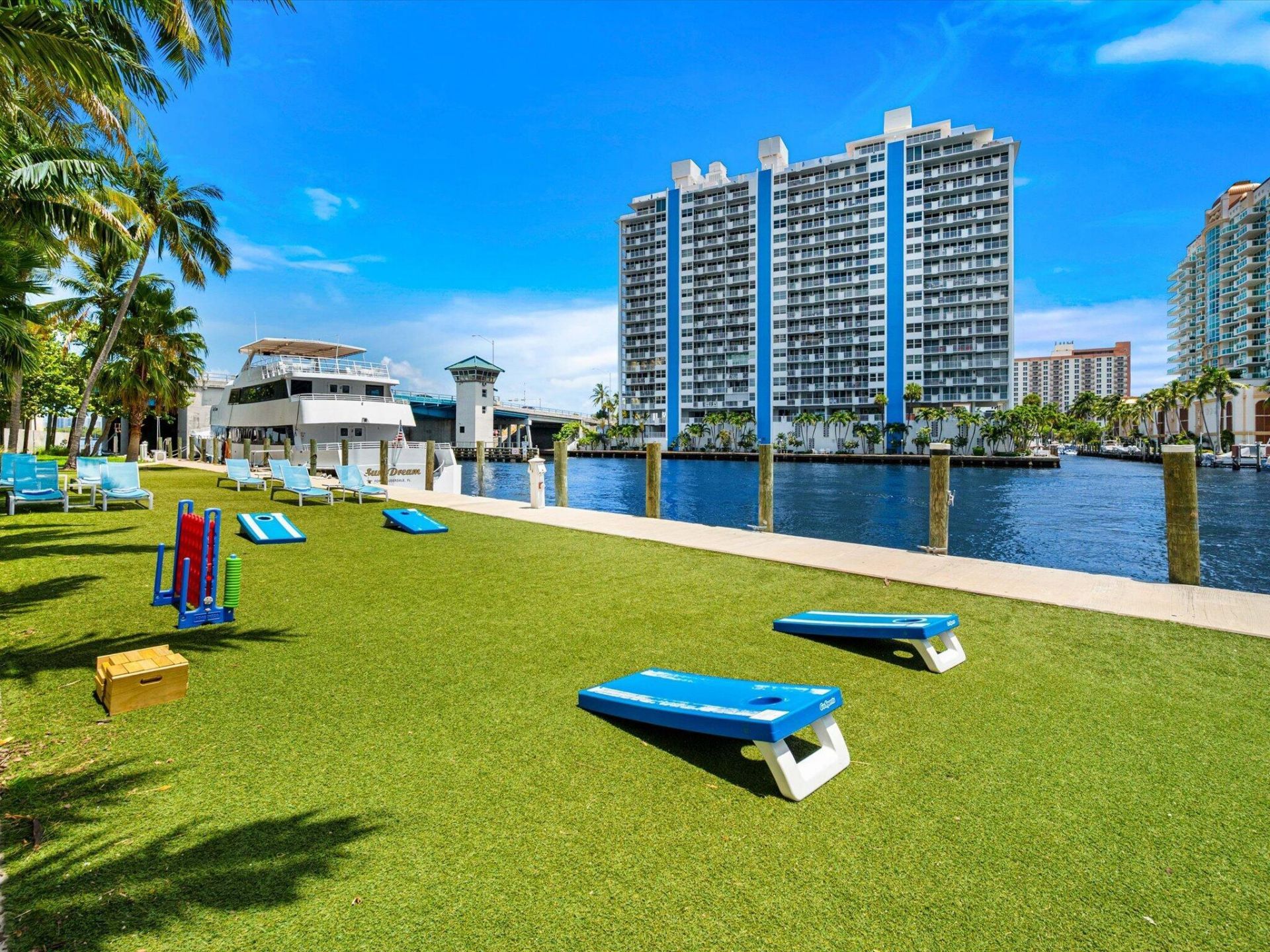 2670 E Sunrise Boulevard, Unit 1418, Fort Lauderdale, FL 33304 Photo
