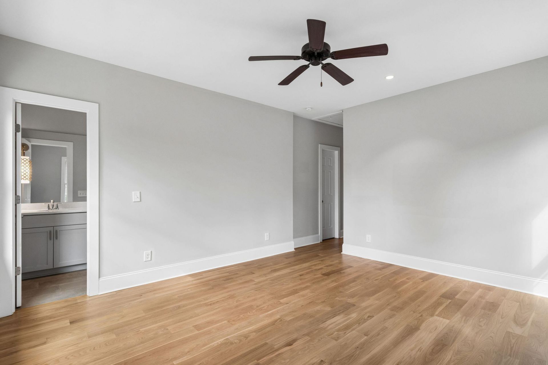 22 Pearl Avenue Photo 28