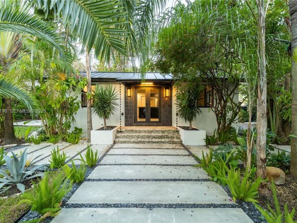 10901 NE 3rd Ave , Miami, FL 33161