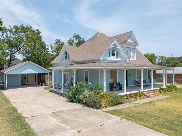 605 E 9th Street, Kemp, TX 75143