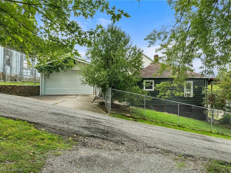 56448 Boyd Avenue, Bridgeport, OH 43912 Photo 21