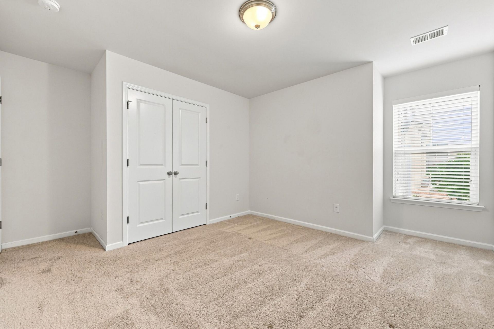4432 Livorn Loop Photo 19