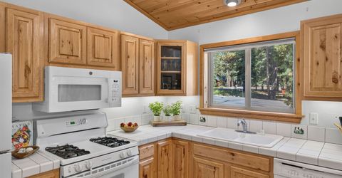 11967 Snowpeak Way , Truckee, CA 96161 Photo