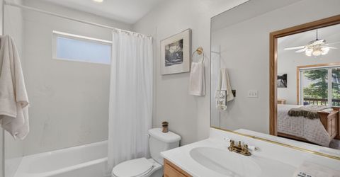11967 Snowpeak Way , Truckee, CA 96161 Photo