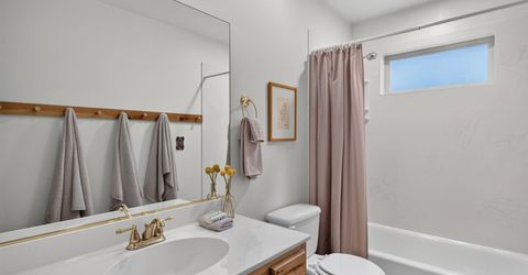 11967 Snowpeak Way , Truckee, CA 96161 Photo
