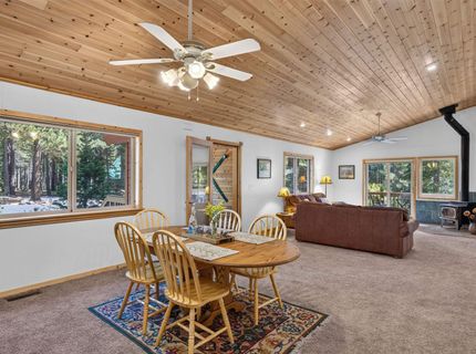 11967 Snowpeak Way , Truckee, CA 96161 Photo