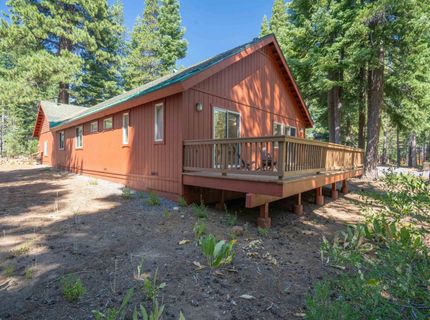 11967 Snowpeak Way , Truckee, CA 96161 Photo