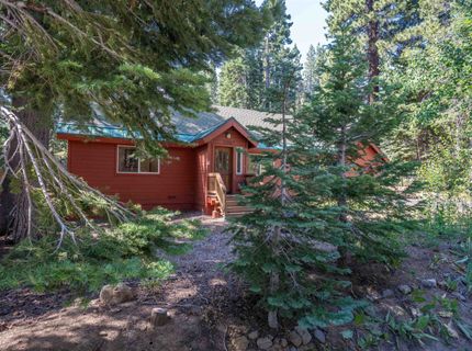 11967 Snowpeak Way , Truckee, CA 96161 Photo