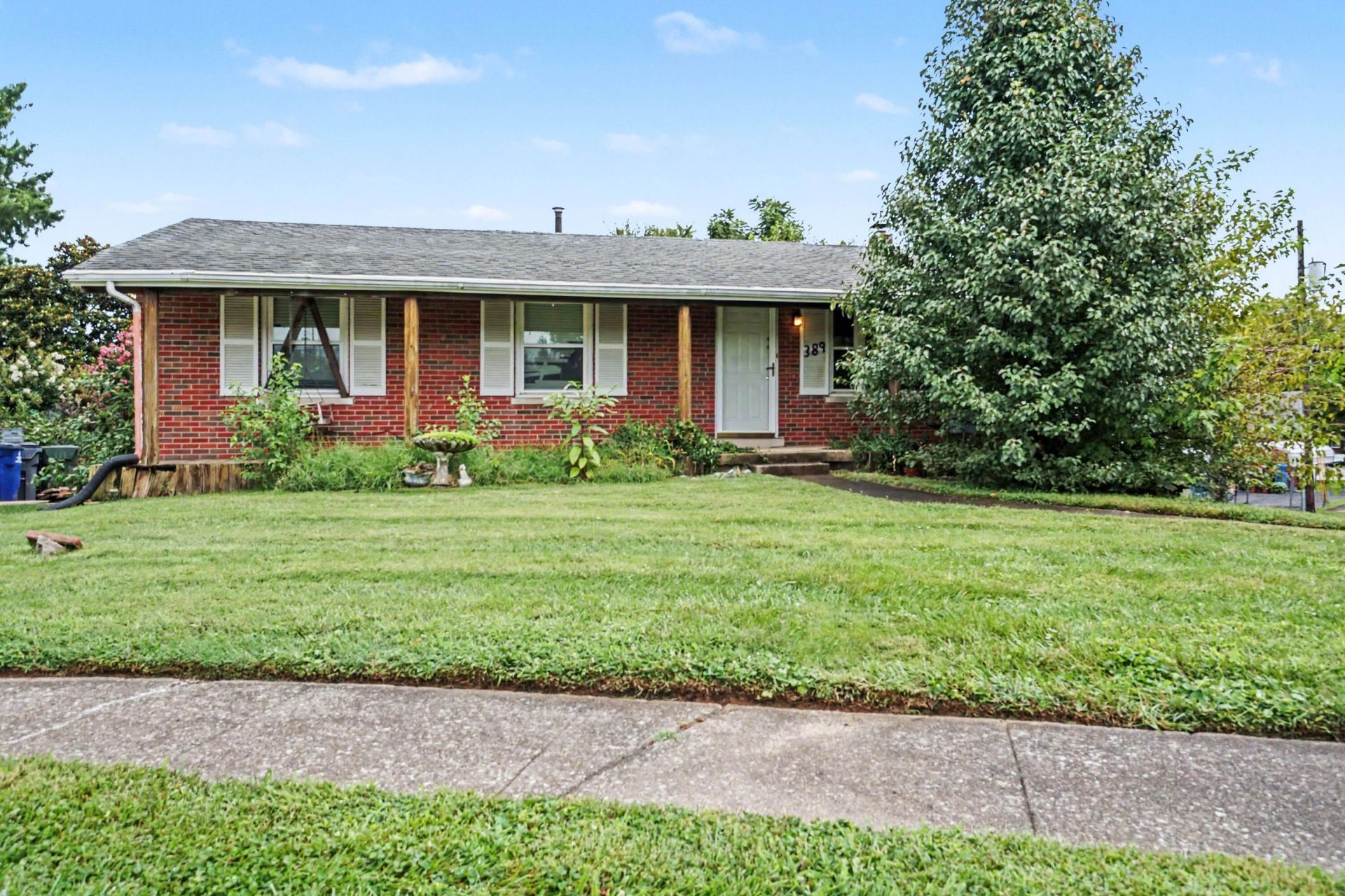 389 Spring Station Court, Lexington, KY 40505 Main Photo