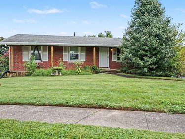 389 Spring Station Court, Lexington, KY 40505