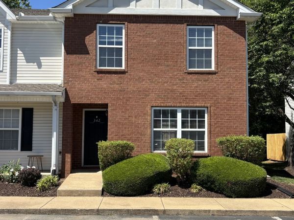 342 Arapaho Dr , Murfreesboro, TN 37128
