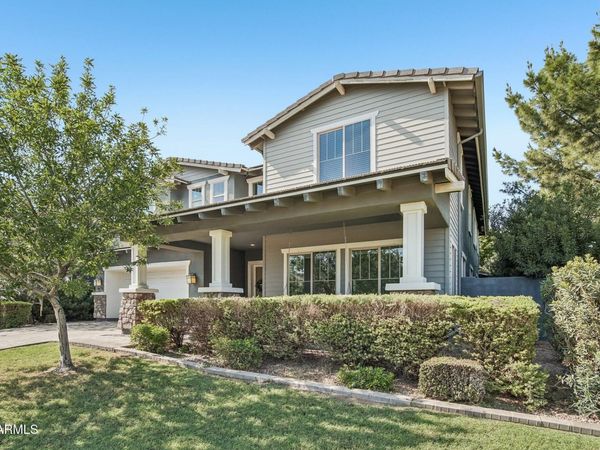 2968 E APPALOOSA Road, Gilbert, AZ 85296
