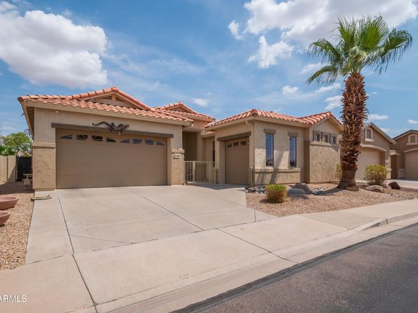 17790 W SAMMY Way, Surprise, AZ 85374