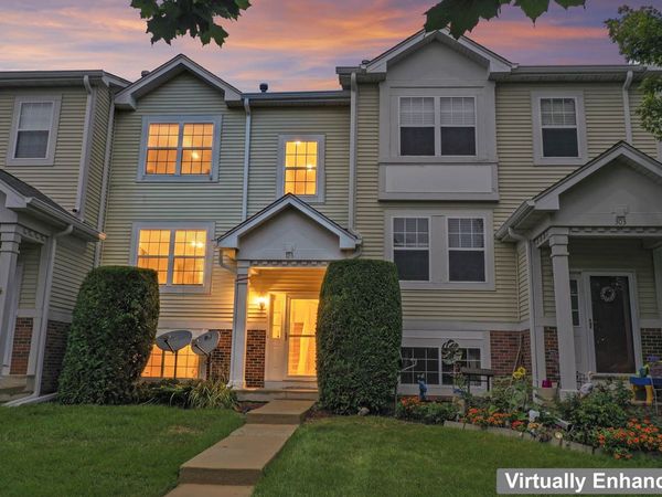 304 Holiday Lane , Hainesville, IL 60073