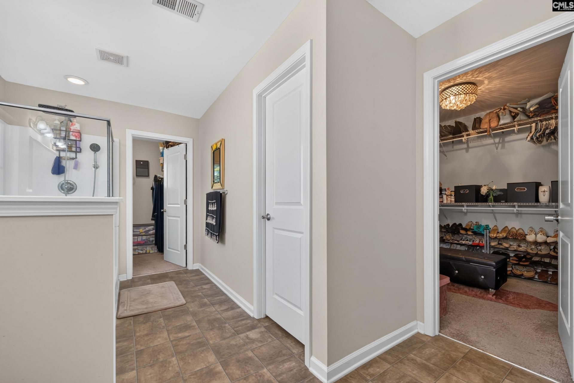 45 Cobden Court  Photo 29