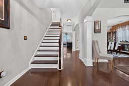 45 Cobden Court  photo 4