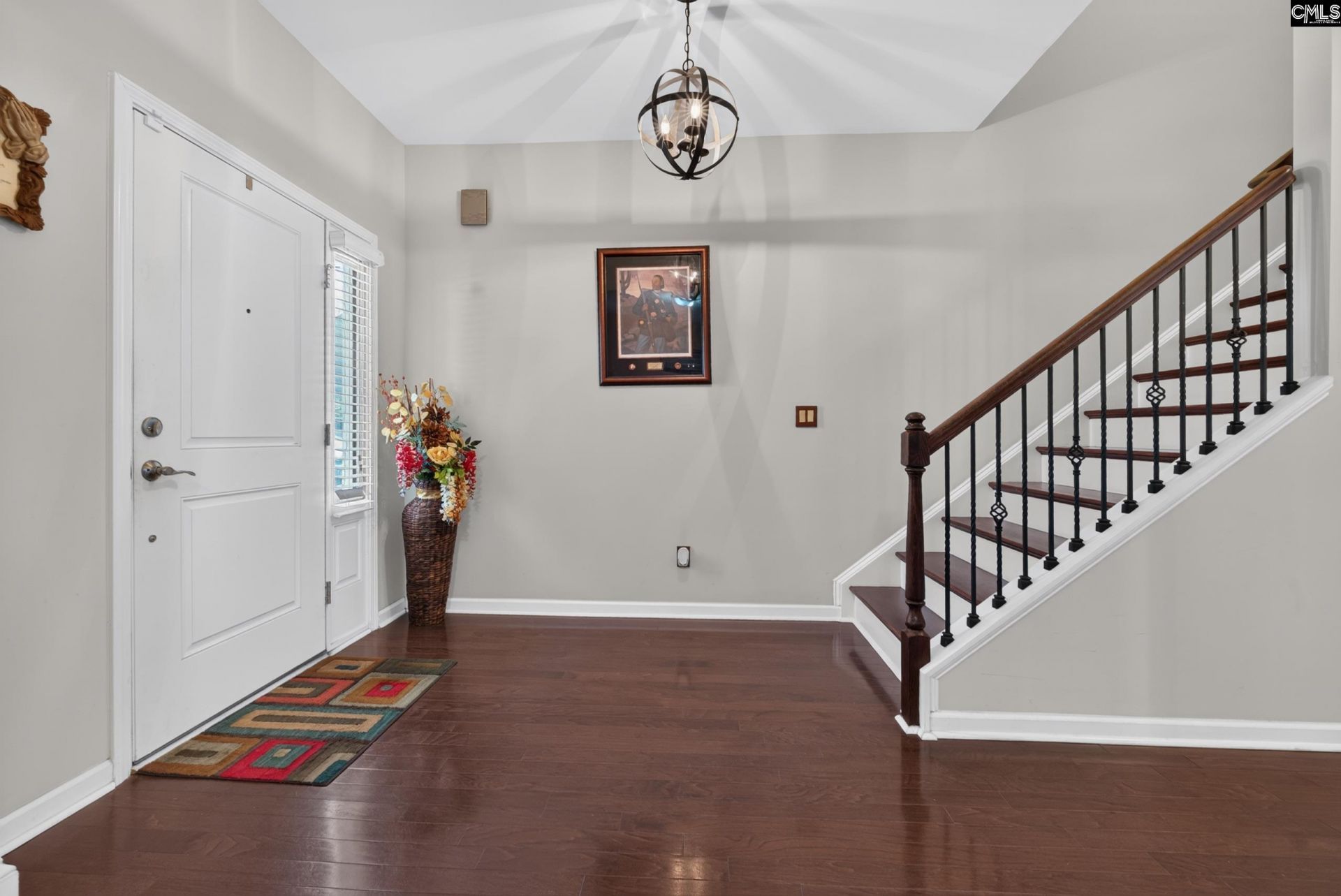 45 Cobden Court  Photo 5
