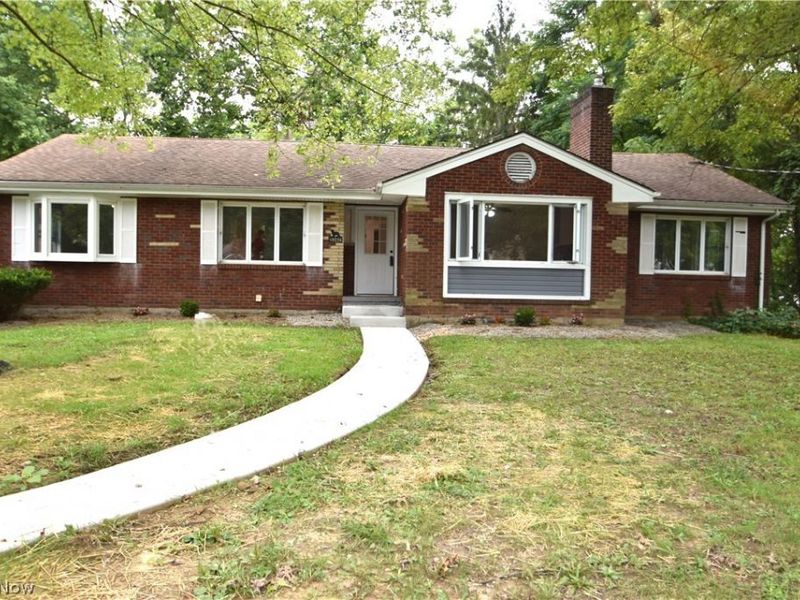 5347 Old Oxford Lane, Youngstown, OH 44512 Photo 1