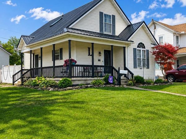 303 Woodbine, Willard, OH 44890