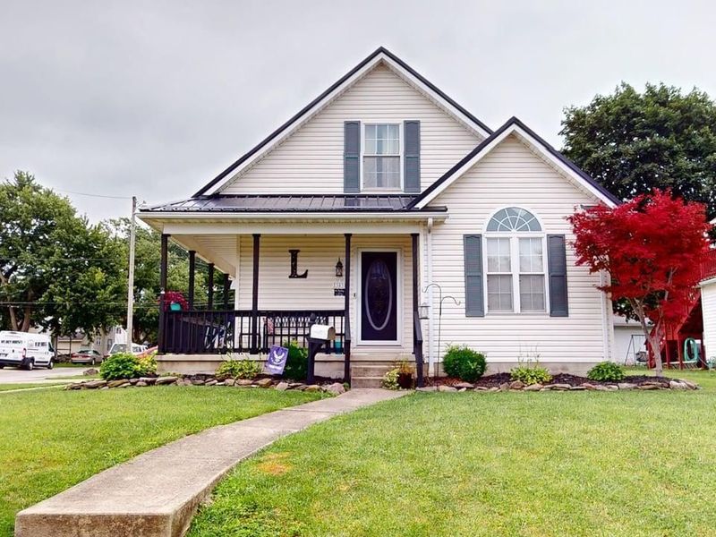 303 Woodbine, Willard, OH 44890 Photo 2