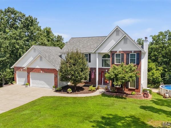 8 Appomattox Ridge, Festus, MO 63028