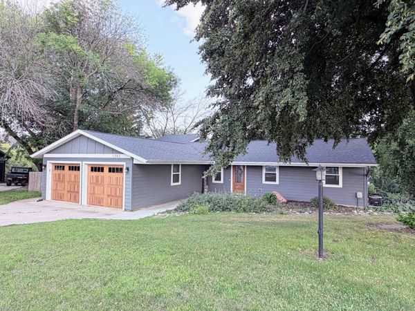 1202 Saint Luke Drive , Spencer, IA 51301