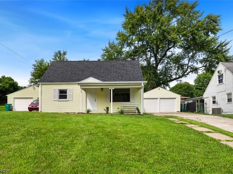 208 S Roanoke Avenue, Youngstown, OH 44515 Photo 1
