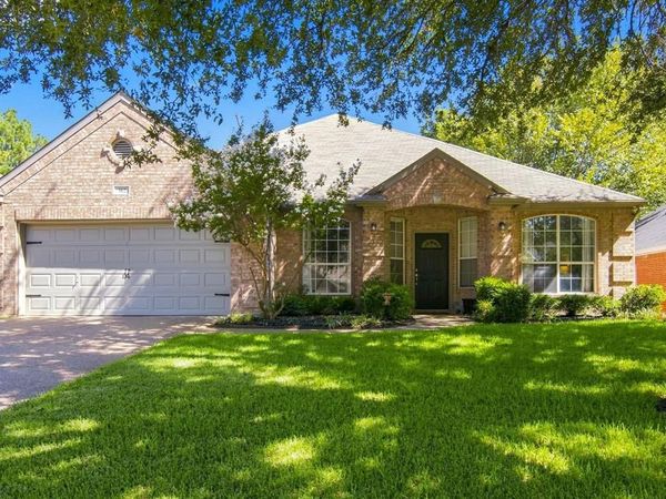 512 Coventry Drive, Grapevine, TX 76051