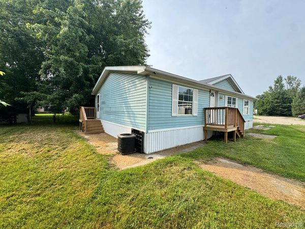6271 Tonto Court, Genesee Township, Mi 48506